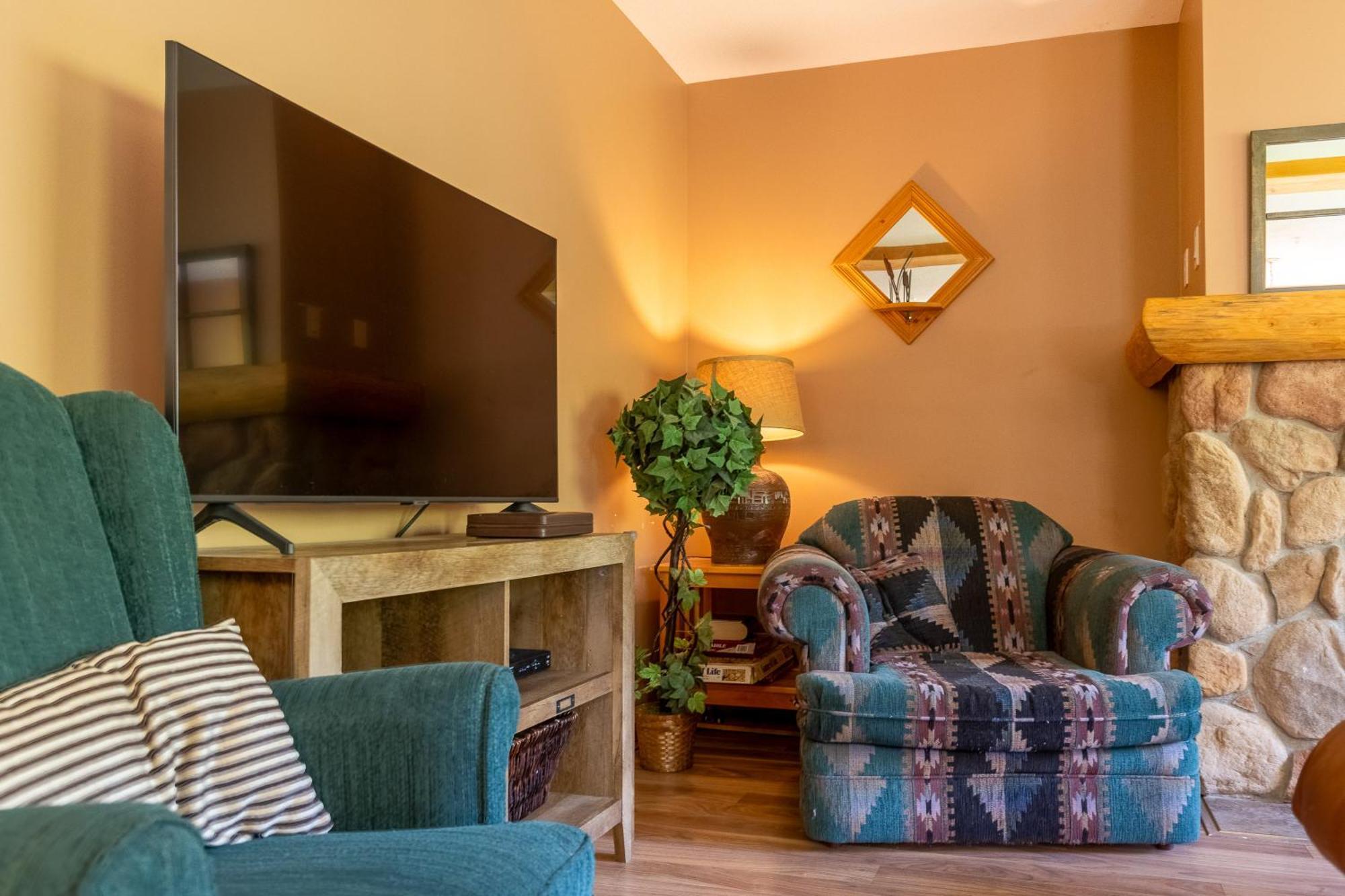 Stone Creek Chalets By Fernie Central Reservations 외부 사진
